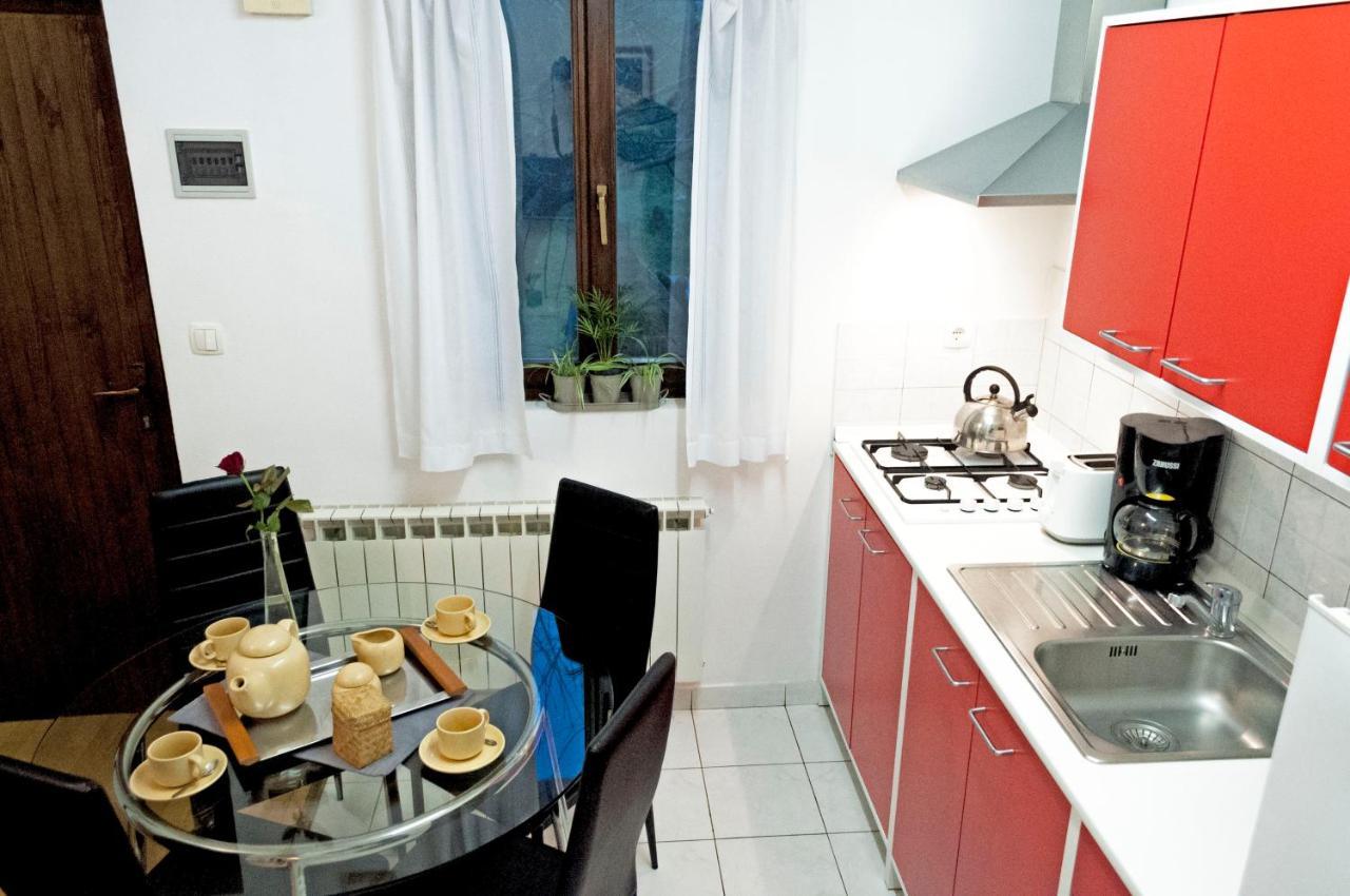 Apartment Rosa 1 Ровінь Екстер'єр фото