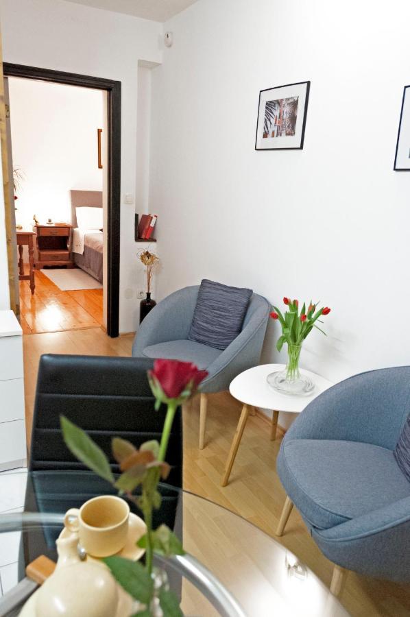 Apartment Rosa 1 Ровінь Екстер'єр фото