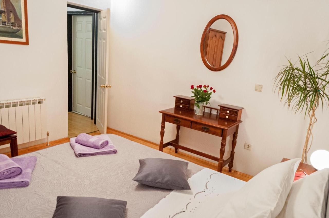 Apartment Rosa 1 Ровінь Екстер'єр фото